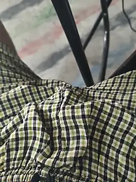 Snapshot of darkromeo99 chatting on April 2026 06:00:02 AM darkromeo99 online show from April 2026 06:00:02 AM