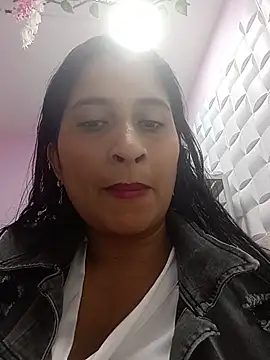 SofiaMendez1  online show from May 2026 04:11:02 PM