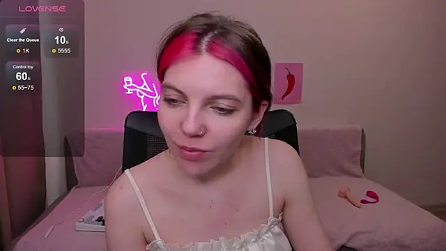 Marie Reyess online show from May 2026 05:12:01 AM