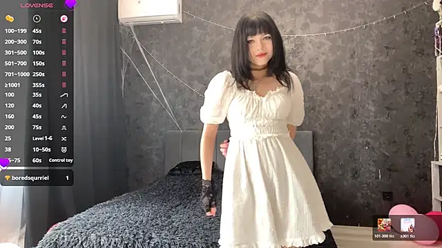 EmilyEmbears online show from May 2026 06:31:02 AM