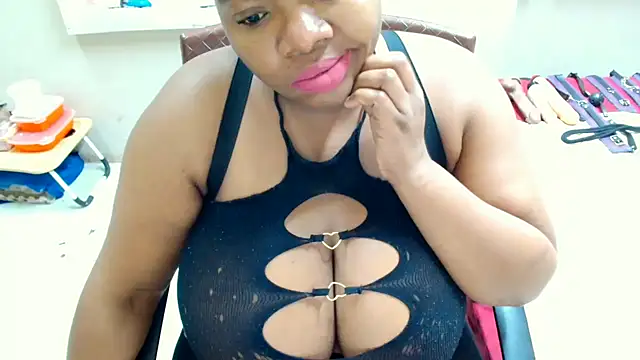 Voluptious1 online show from April 2026 01:07:01 AM