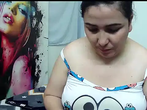 ZoeThorner online show from April 2026 12:17:02 PM