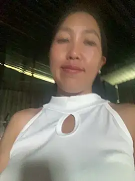 Snapshot of Huonglyna chatting on July 2026 02:09:02 AM Huonglyna online show from July 2026 02:09:02 AM