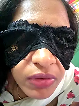 Snapshot of gshma200 chatting on April 2026 10:49:02 AM gshma200 online show from April 2026 10:49:02 AM