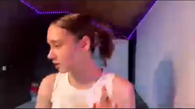 CoreenGau online show from April 2026 11:17:01 AM