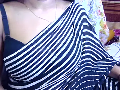 Snapshot of Noor_Zarin chatting on July 2026 09:10:02 PM Noor Zarin online show from July 2026 09:10:02 PM