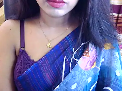 Snapshot of Noor_Zarin chatting on July 2026 06:45:01 PM Noor Zarin online show from July 2026 06:45:01 PM