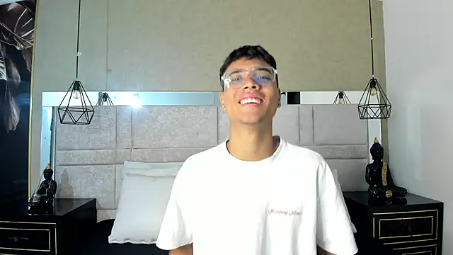 DannTaylor online show from April 2026 02:08:01 PM