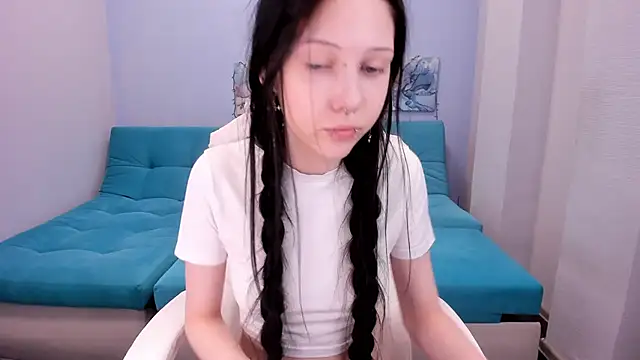 SugarBunny18 online show from May 2026 04:40:01 AM