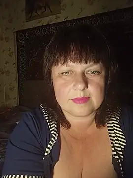 AuroKaria online show from July 2026 07:38:02 PM