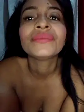Lia Phone  online show from May 2026 05:49:01 AM