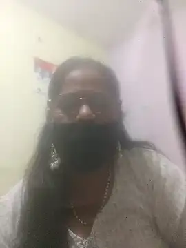 Snapshot of SEEMA_012 chatting on April 2026 05:35:02 AM SEEMA 012 online show from April 2026 05:35:02 AM