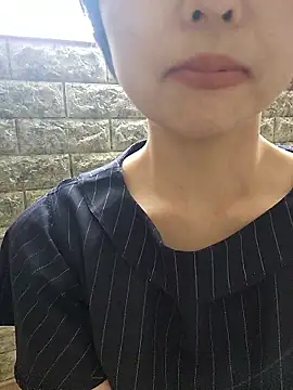 Snapshot of xx_Honoka_xx chatting on April 2026 01:11:02 AM xx Honoka xx online show from April 2026 01:11:02 AM