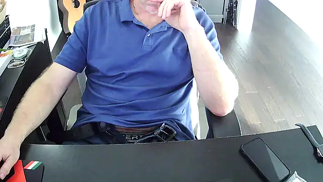 Shalun2000 online show from June 2026 11:14:01 PM