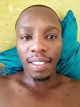 Snapshot of MaskedWithCum chatting on August 2026 02:15:02 PM MaskedWithCum online show from August 2026 02:15:02 PM