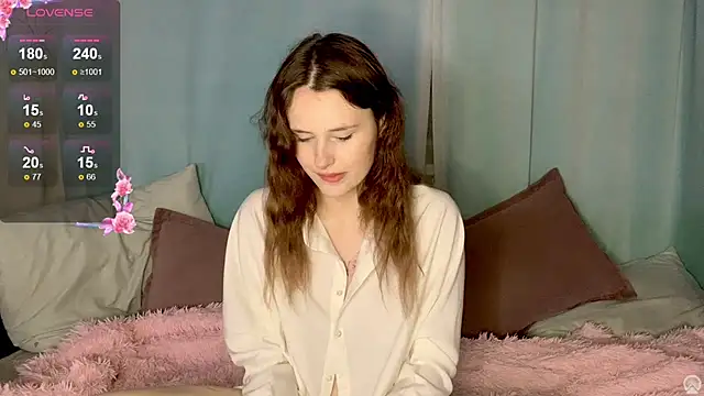 Snapshot of NessBarre chatting on June 2026 11:31:02 PM NessBarre online show from June 2026 11:31:02 PM