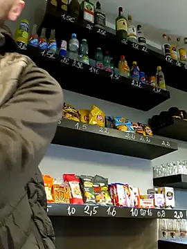 jozsi1995 online show from April 2026 05:13:02 PM