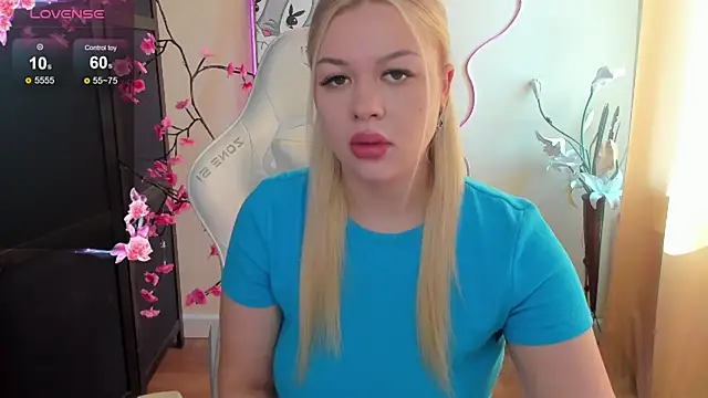 AmeliePeach online show from June 2026 01:52:02 AM
