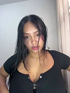 Snapshot of -Adarah chatting on April 2026 11:10:02 AM -Adarah online show from April 2026 11:10:02 AM