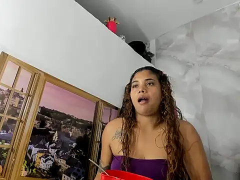 EllyBloom online show from May 2026 01:38:02 PM