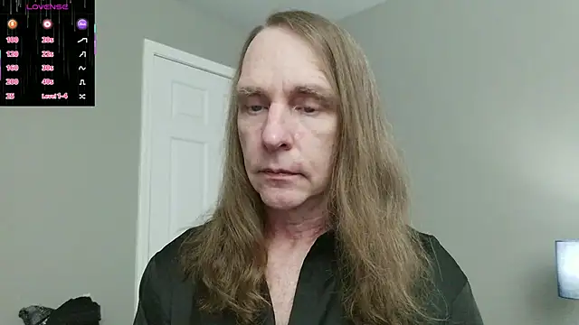 Magnus Luv online show from July 2026 01:12:01 AM