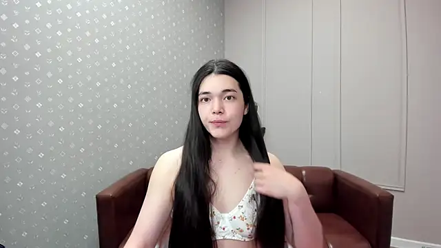 Snapshot of Arianna_Grandi chatting on May 2026 07:52:01 PM Arianna Grandi online show from May 2026 07:52:01 PM