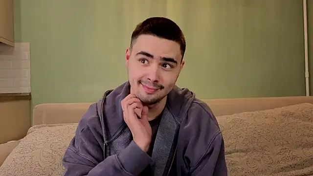 Badaiiiii77 online show from April 2026 04:48:01 PM