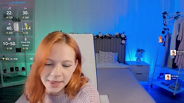 Snapshot of LisaAris chatting on June 2026 06:43:02 PM LisaAris online show from June 2026 06:43:02 PM