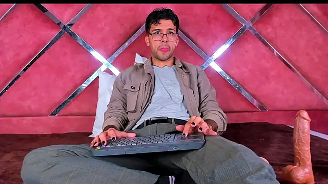 RodrigoColby2 online show from July 2026 03:06:02 AM