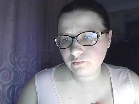 Snapshot of Miss_Bellaaa chatting on April 2026 04:07:01 PM Miss Bellaaa online show from April 2026 04:07:01 PM