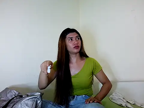 luna veille online show from April 2026 06:47:02 AM