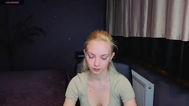 SonnySofia online show from May 2026 05:51:02 PM