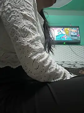 Taniya010 online show from April 2026 07:42:02 AM