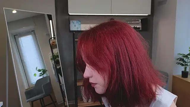 Snapshot of MaisieWillians chatting on July 2026 03:32:02 AM MaisieWillians online show from July 2026 03:32:02 AM