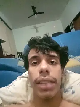 raiotrajado online show from April 2026 02:22:02 AM