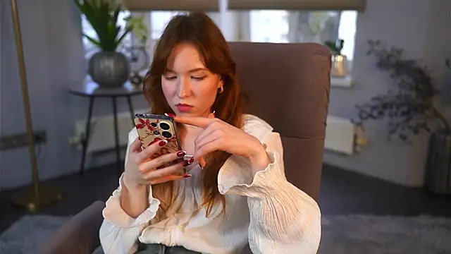 Snapshot of AvisKaplin chatting on April 2026 01:11:01 PM AvisKaplin online show from April 2026 01:11:01 PM