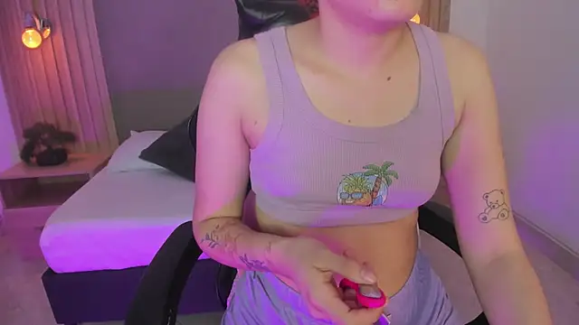 loly berry online show from July 2026 02:18:01 AM