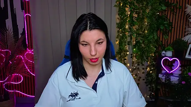 SharonBrowns online show from April 2026 09:39:33 PM