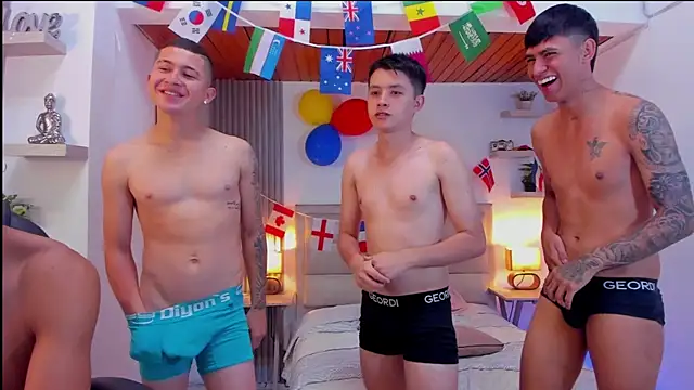 Seductive BoysW online show from July 2026 01:52:02 PM