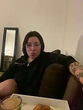 cherryxxox online show from May 2026 09:41:02 PM