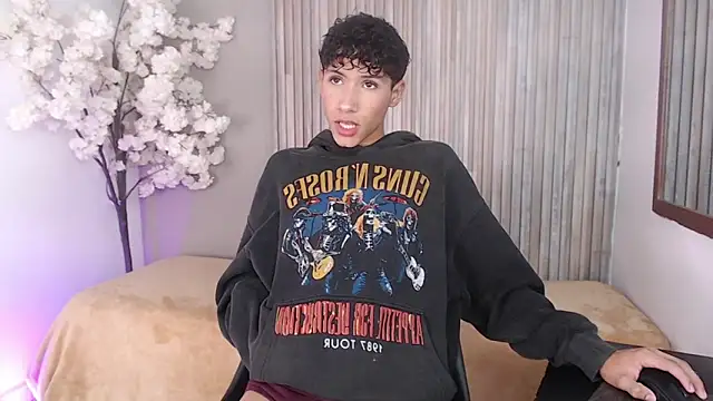 Snapshot of Velvet_An chatting on April 2026 02:00:01 PM Velvet An online show from April 2026 02:00:01 PM