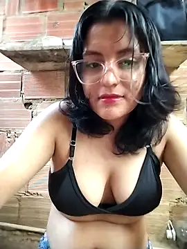 sienna elara online show from May 2026 10:54:02 AM