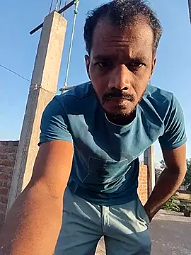 daddyishere102 online show from April 2026 01:00:02 AM