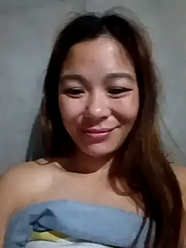 mia0033 online show from May 2026 10:48:02 PM