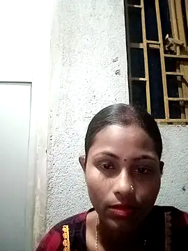 amishaah92 online show from April 2026 08:31:01 PM