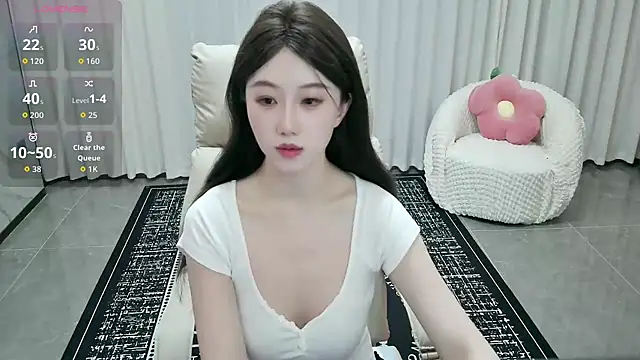 LUNYI-CC online show from July 2026 12:42:02 PM