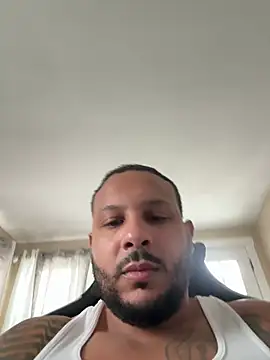 letsgetit30 online show from April 2026 01:49:02 PM