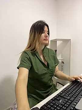 amelia 16 online show from May 2026 12:33:02 PM