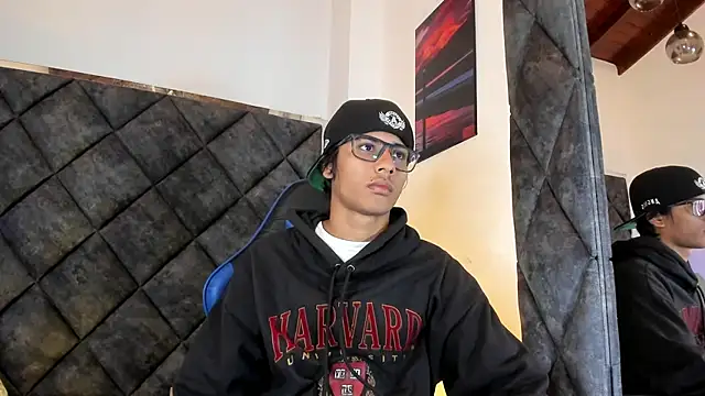 LiamKron online show from July 2026 09:48:02 AM