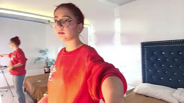 Amelie adams online show from May 2026 11:15:02 AM